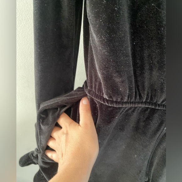 Laura Byrnes pin up  couture girl California goth Elegant Black Velvet Jumpsuit - Picture 4 of 9